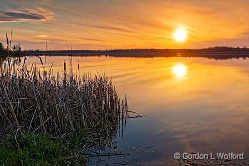 Rideau Canal Sunset_00222-4.jpg - Photographed along the Rideau Canal Waterway at Kilmarnock, Ontario, Canada.